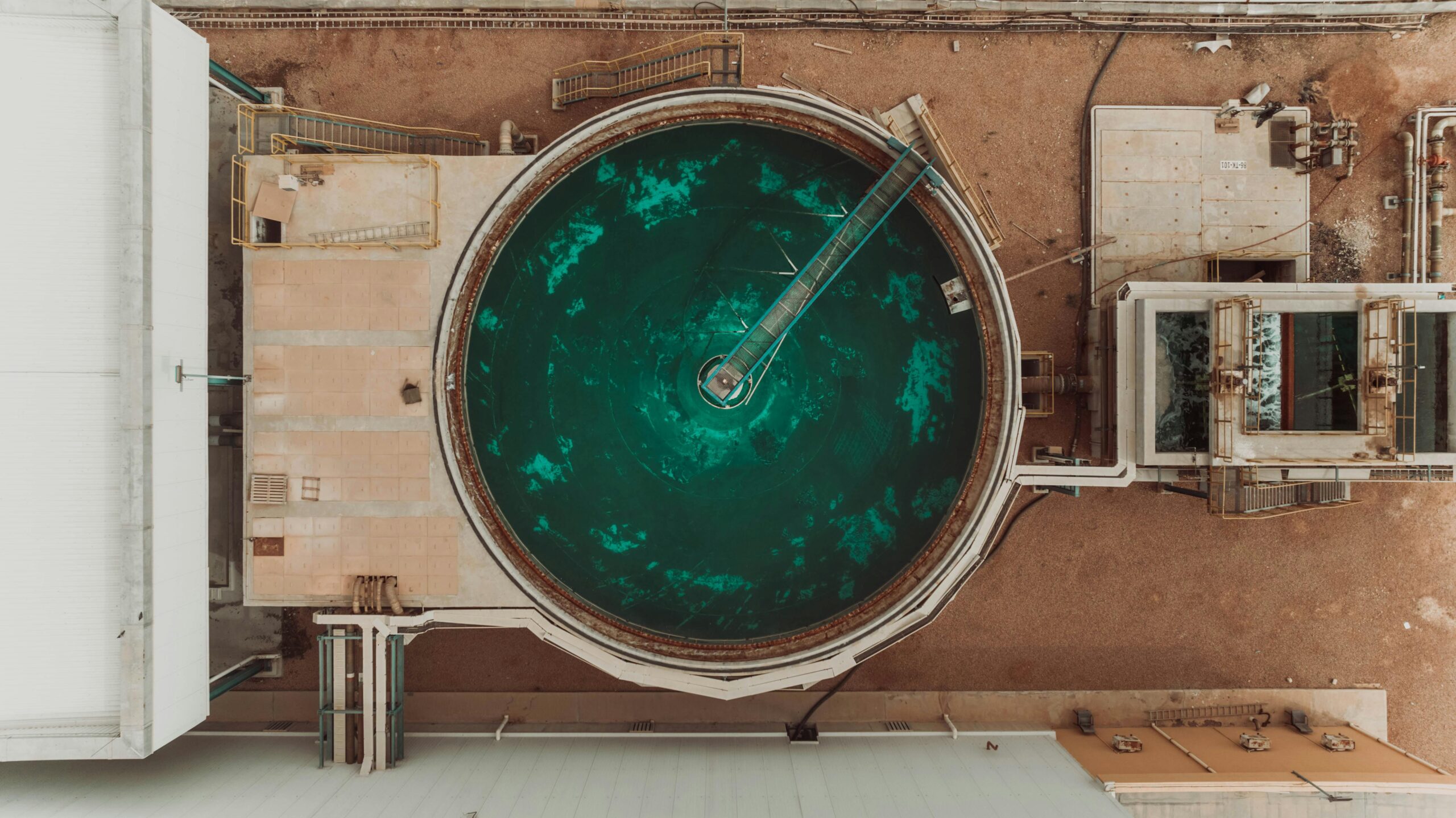 Top 11 Tips to Make Your Home More Energy Efficient 5 Water Tank scaled